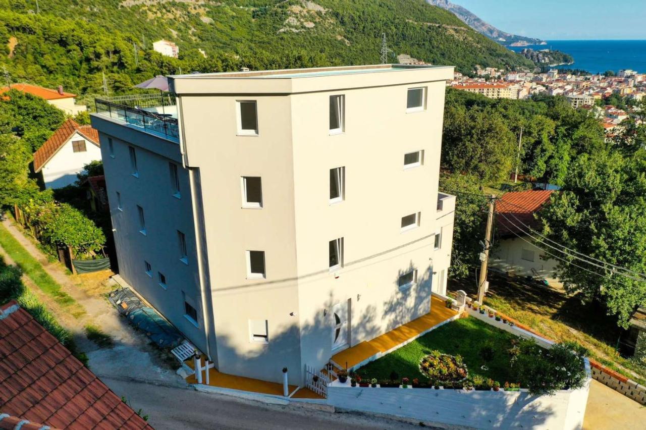 Slovenika Apartament *
