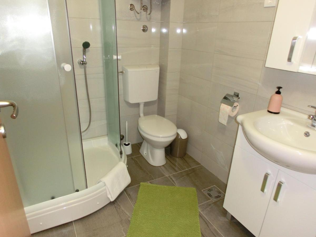 Apartament Slovenika *
