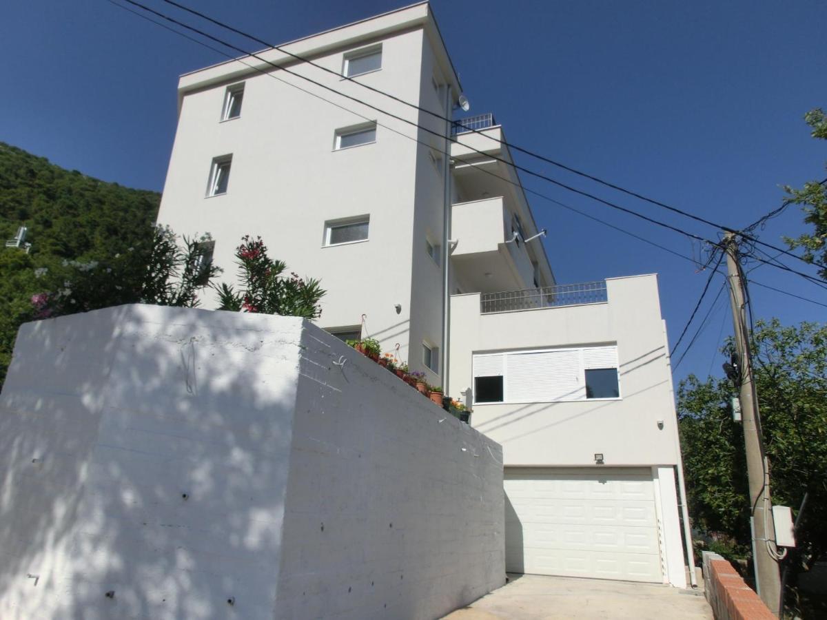 Apartament Slovenika *